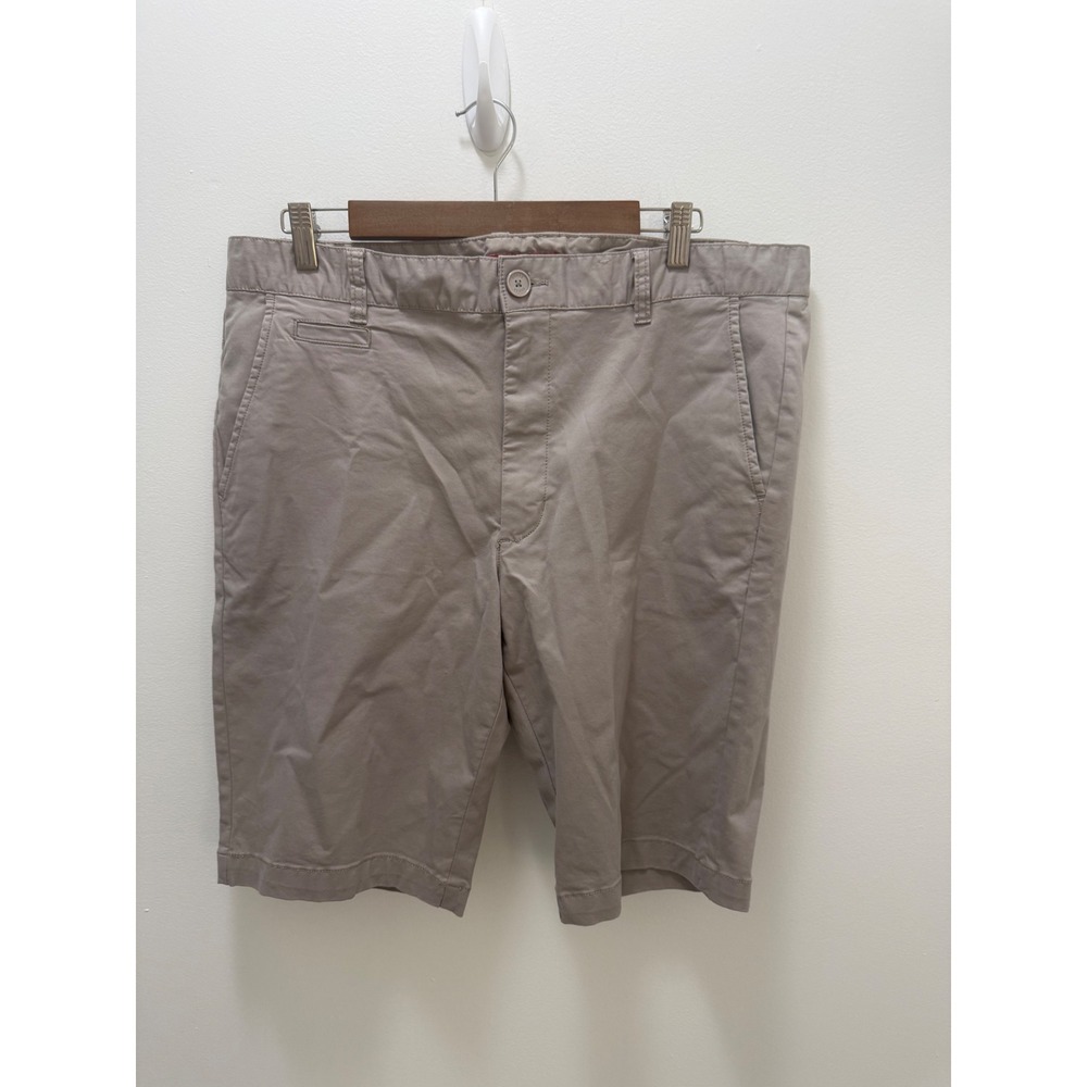 Guess Los Angeles Mens Tan Khaki Chino Shorts Size 38 X75D01R9Y80